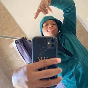 Meet your Posher, Donte